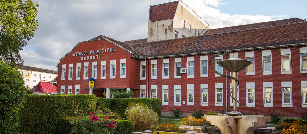 Pacientă cu atac cerebral n-a fost văzută 24 de ore de niciun medic la spitalul din Rădăuți spitalul-radauti