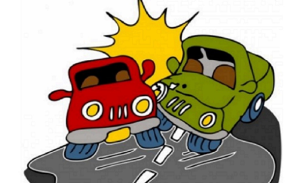 Două autoturisme s-au tamponat în Brodina Două autoturisme s-au tamponat în Brodina