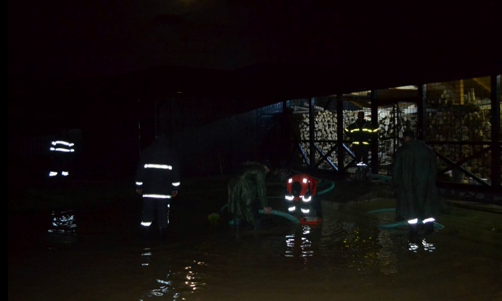 Urgia naturii continuă în regiunea Rădăuți Urgia naturii, Sursa ISU Bucovina Suceava