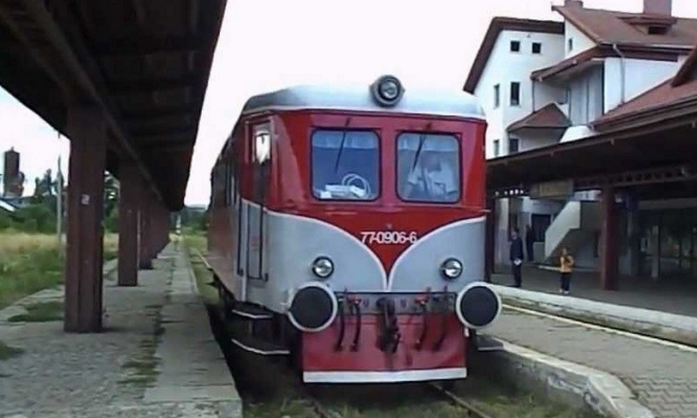Trenul spre Putna revine trenul