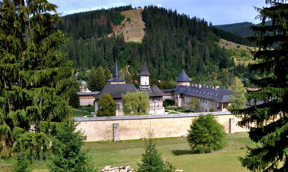 Hotărâre în Guvern: Sucevița devine stațiune turistică sucevita-statiune-turistica