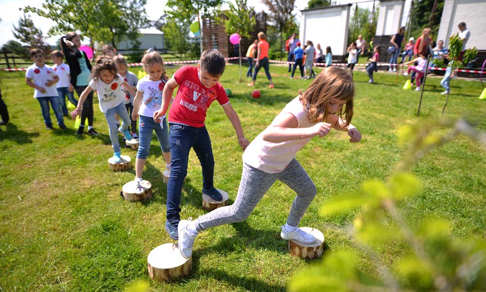 bucovina-a-sarbatorit-copilaria-1-iunie bucovina a sarbatorit copilaria 1 iunie
