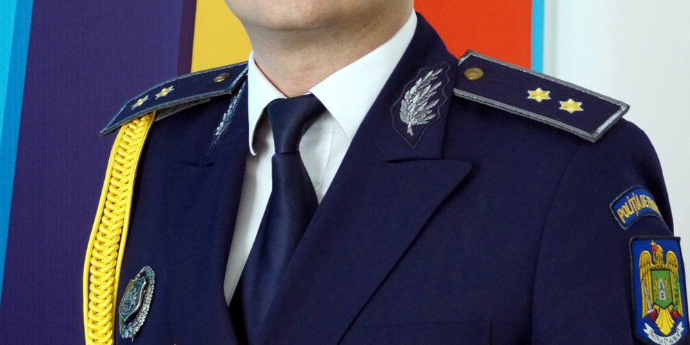 Copil înjurat și bruscat de un comisar de poliție beat copil-injurat-si-bruscat-de-un-comisar-de-politie-beat