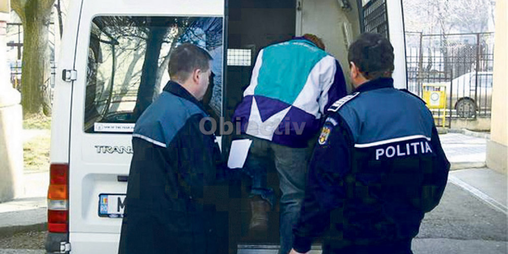 Rădăuțean arestat pentru că a încălcat a patra oară interdicția de a se apropia de soția sa radautean-arestat-pentru-ca-incalcat-patra-oara-interdictia-de-se-apropia-de-sotia-sa