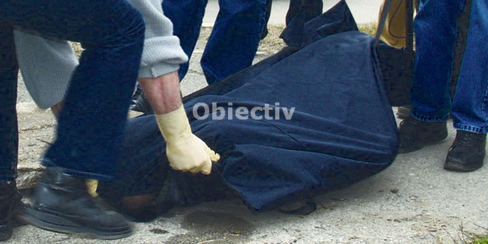 Bărbat găsit mort după ce s-a împotmolit cu căruța în apă barbat-gasit-mort-dupa-ce-s-impotmolit-cu-caruta-apa