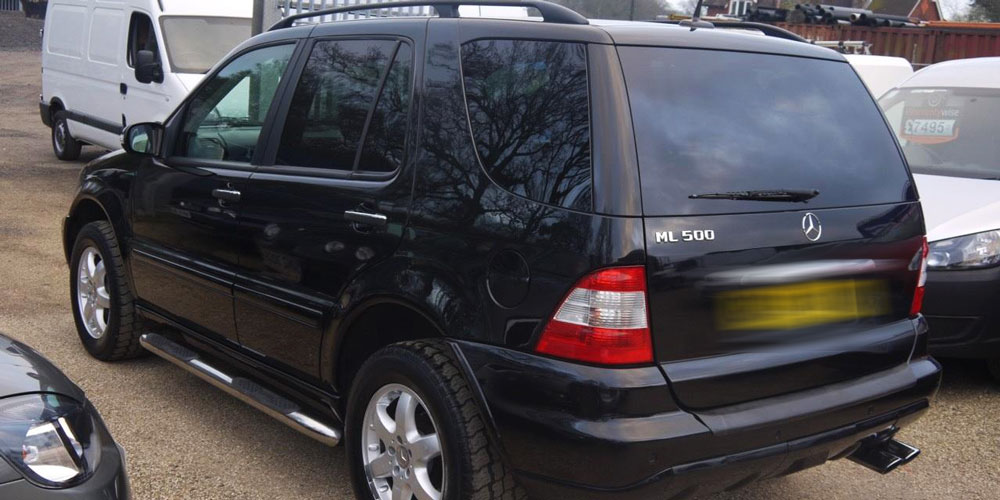 tigari-de-aproape-230-000-lei-gasite-intr-un-mercedes-ml tigari-de-aproape-230-000-lei-gasite-intr-un-mercedes-ml