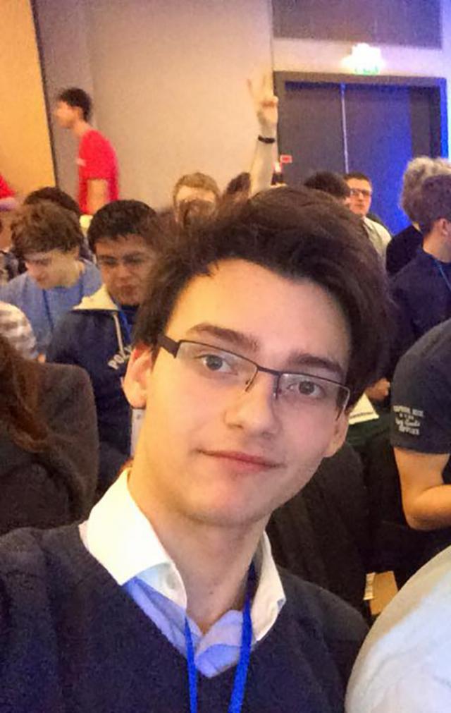 Tânăr sucevean în finala uneia dintre cele mai renumite competiții de informatică lucian-bicsi