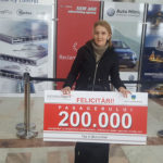 o-tanara-din-radauti-pasagerul-cu-numarul-200-000-la-aeroportul-suceava-2
