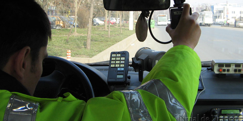 Tânăr din Rădăuți prins cu 113 km/h în localitate tanar-din-radauti-prins-cu-113-kmh-localitate