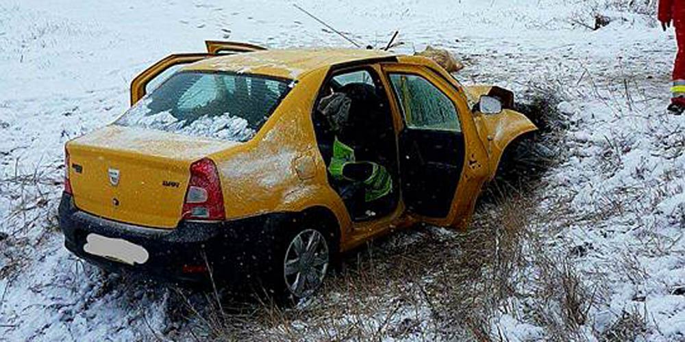 accident-mortal-la-dumbraveni-o-masina-intrat-intr-un-cap-de-pod-4