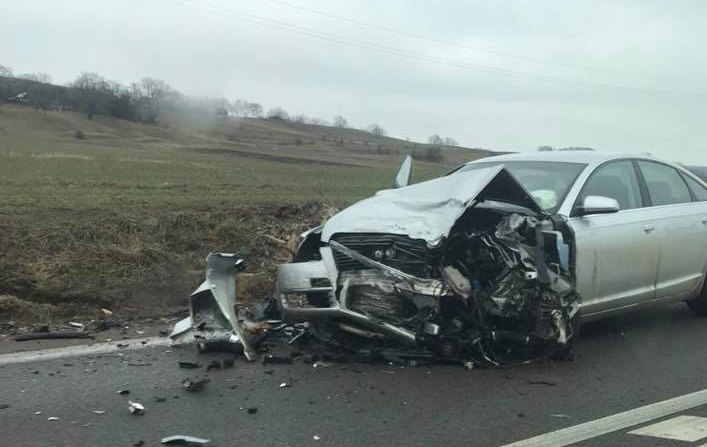 Breaking News: Accident în deal la Pătrăuți accident-patrauri-10-ianuarie-2018-f