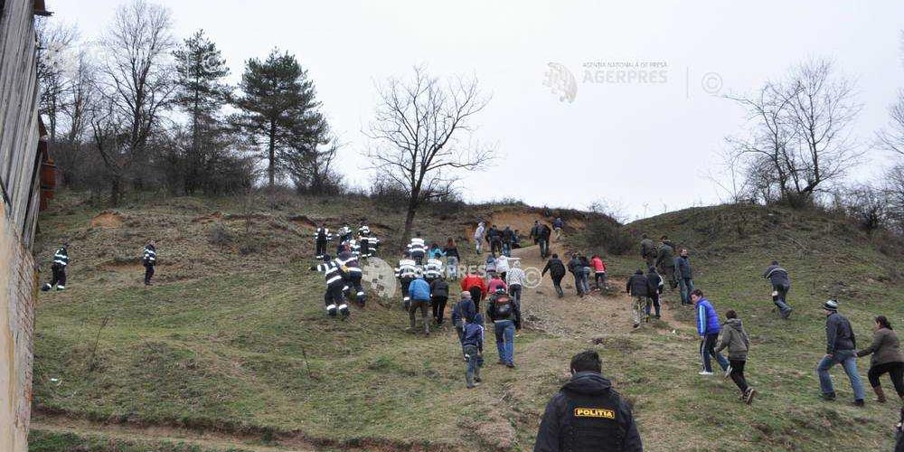 Copil de 2 ani din Vicovu de Sus, dispărut și căutat de zeci de persoane copil-de-2-ani-din-vicovu-de-sus-disparut-si-cautat-de-zeci-de-persoane
