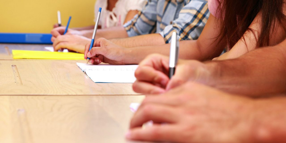 Elev din Rădăuți eliminat de la simularea probei de Bacalaureat pentru tentativă de fraudă elev-din-radauti-eliminat-de-la-simularea-probei-de-bacalaureat-pentru-tentativa-de-frauda