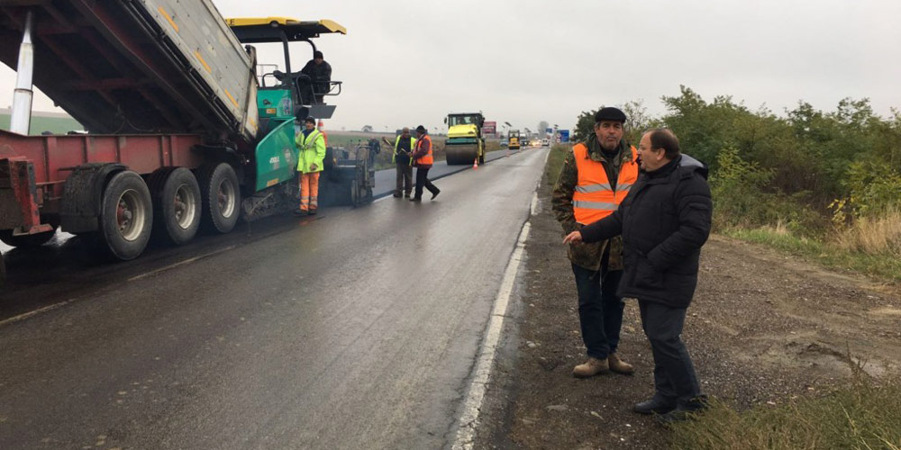 Flutur a cerut mobilizare foarte rapidă pentru repararea drumurilor județene după înghețurile iernii flutur-a-cerut-mobilizare-foarte-rapida-pentru-repararea-drumurilor-judetene-dupa-ingheturile-iernii