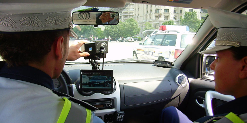 Radarele vor fi amplasate doar pe mașini de poliție înscripționate radarele-vor-fi-amplasate-doar-pe-masini-de-politie-inscriptionate