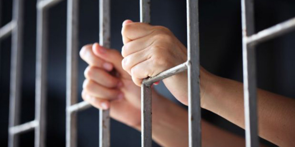 Alţi trei tineri au ajuns în spatele gratiilor, în urma încăierării dintr-un local rădăuţean alti-trei-tineri-au-ajuns-in-spatele-gratiilor-in-urma-incaierarii-dintr-un-local-radautean