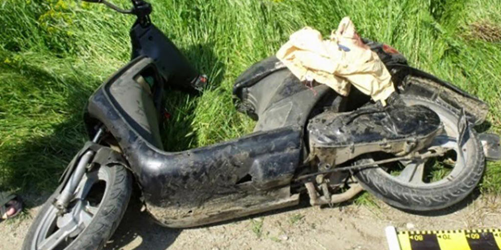 Un bărbat din Vicovu de Sus a murit după ce s-a izbit cu mopedul într-un copac un-barbat-din-vicovu-de-sus-a-murit-dupa-ce-s-a-izbit-cu-mopedul-intr-un-copac
