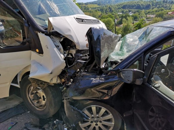 un-barbat-din-scheia-a-murit-in-urma-impactului-violent-dintre-un-autoturism-si-o-autoutilitara