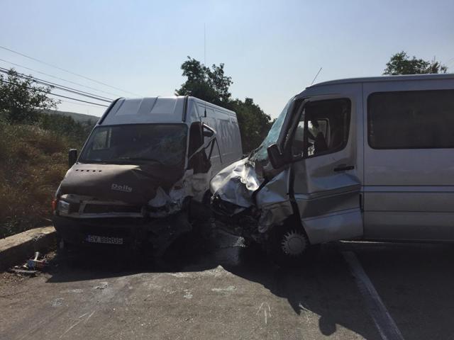 autoutilitara-din-suceava-implicata-intr-un-accident-cu-victime-multiple