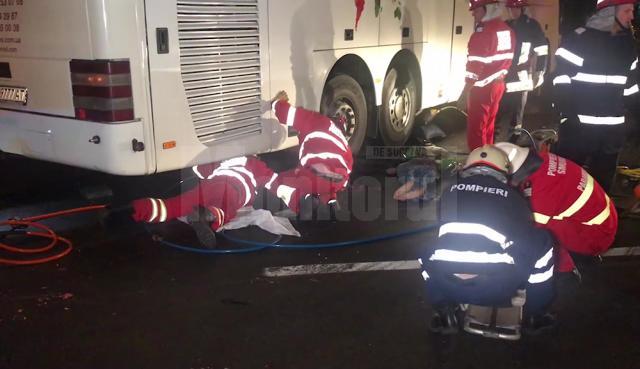 doi-tineri-pe-motocicleta-au-murit-sub-rotile-unui-autocar-intr-un-accident-groaznic-1