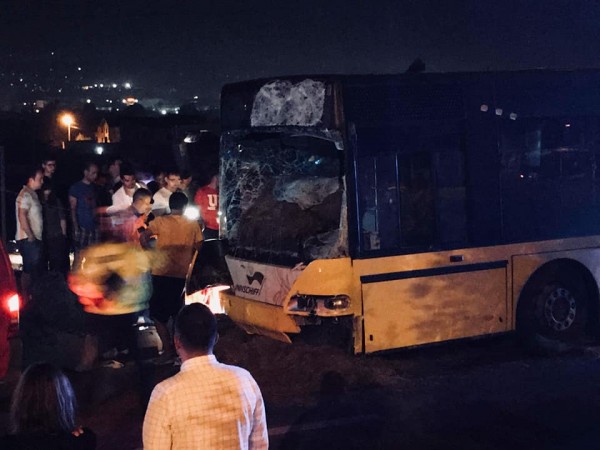 Soț și soție morți, după ce căruța în care se aflau a fost lovită de un autobuz sot-si-sotie-morti-dupa-ce-caruta-in-care-se-aflau-a-fost-lovita-de-un-autobuz