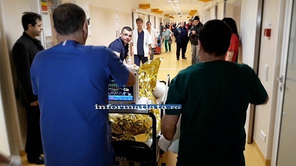 Politistul lovit cu sabia in cap la Radauti a ajuns marti la Spitalul Judetean Suceava din cauza unor complicatii ciprian-sfichi-politist