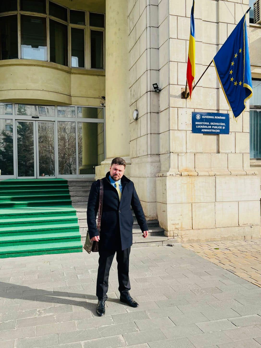 ÎNCĂ 4,75 KM DE DRUM ASFALTAT ÎN RĂDĂUȚI ÎNCĂ 4,75 KM DE DRUM ASFALTAT ÎN RĂDĂUȚI