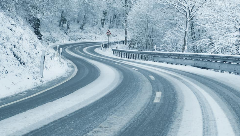 S-a redeschis circulația între Suceava și Fălticeni pentru mașinile mai mici de 3,5 tone și pe DN 29A, Suceava – Zvoriștea S-a redeschis circulația între Suceava și Fălticeni pentru mașinile mai mici de 3,5 tone și pe DN 29A, Suceava – Zvoriștea