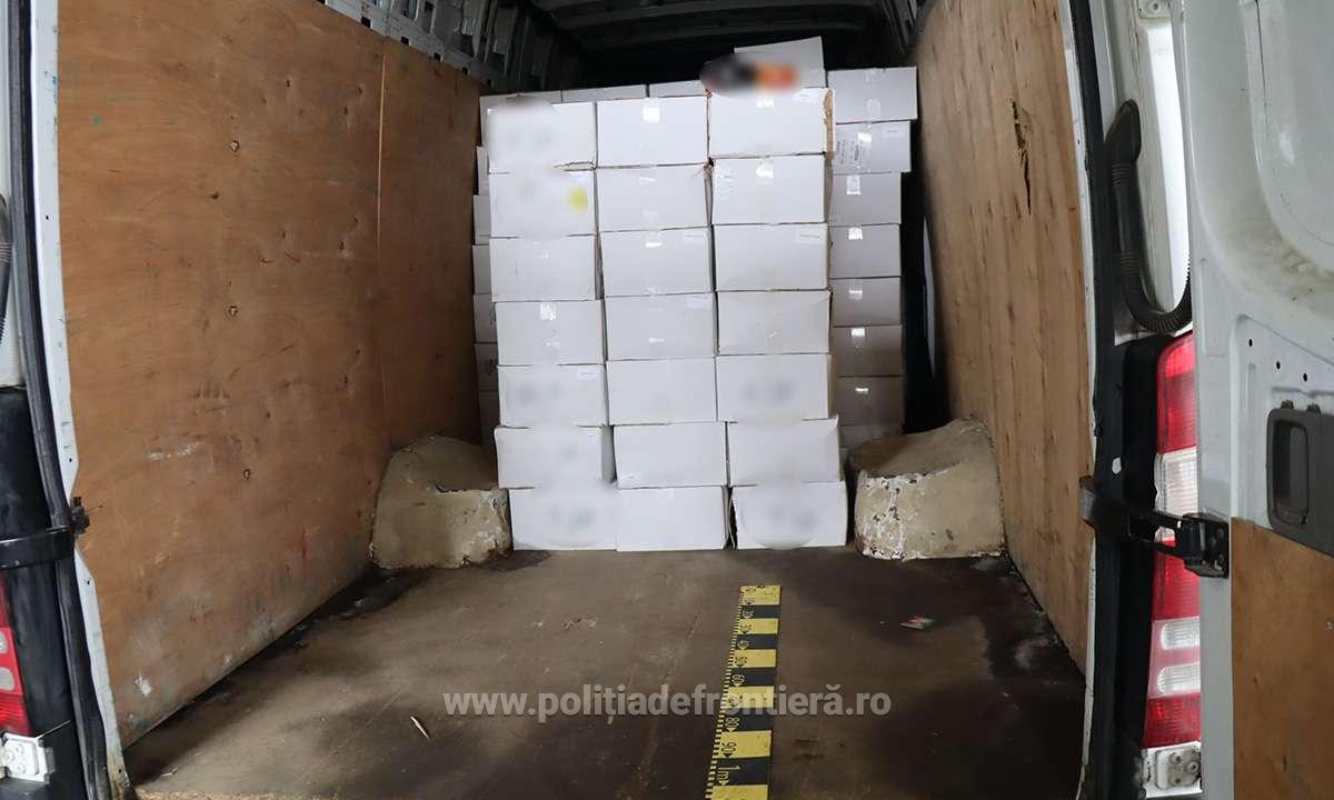 Tentativă de trecere a frontierei cu 6 tone tutun de narghilea Tentativă de trecere a frontierei cu 6 tone tutun de narghilea