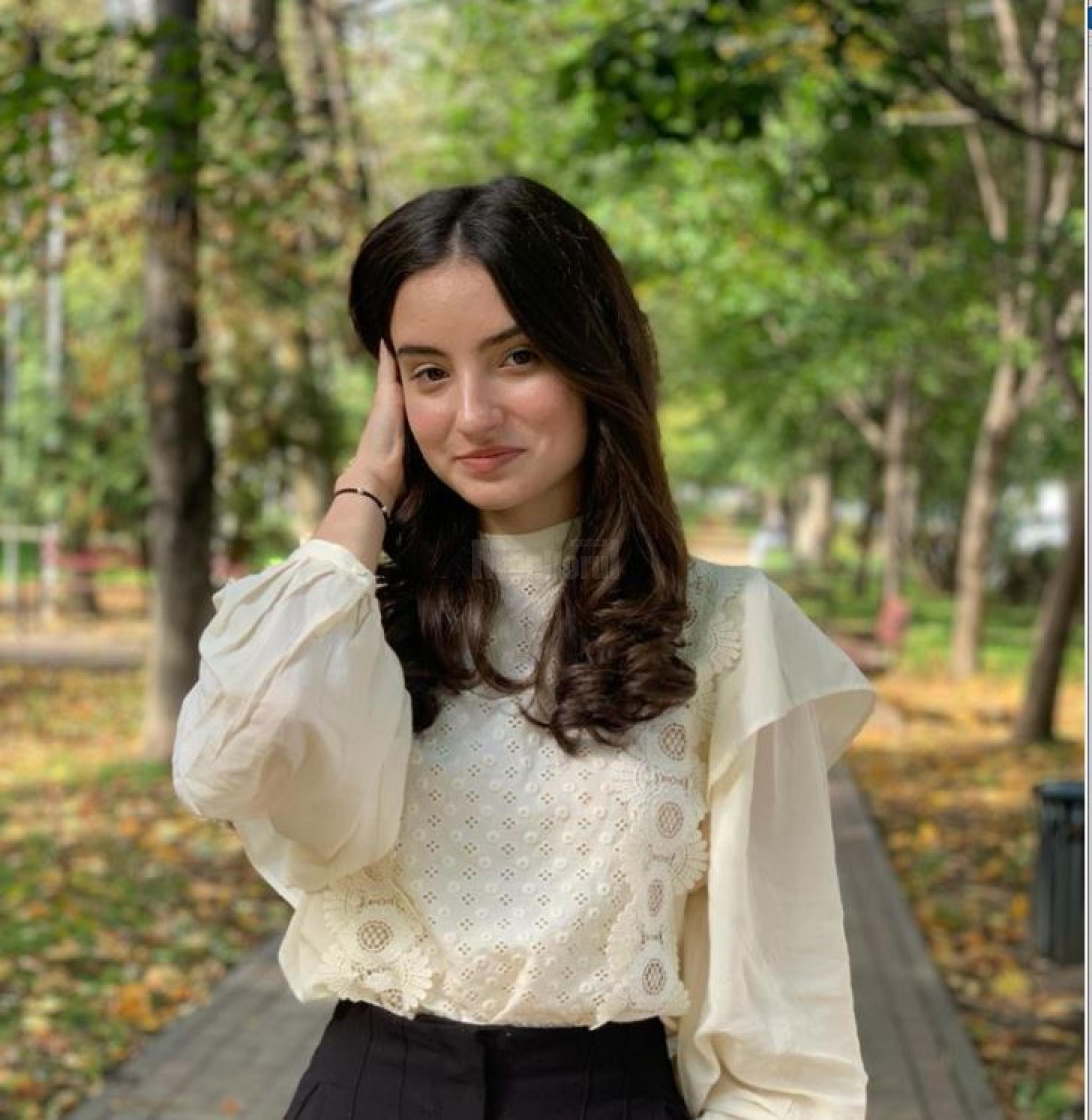 Maria Molea – multipla olimpică de 10 de la CN “Eudoxiu Hurmuzachi” Maria Molea – multipla olimpică de 10 de la CN “Eudoxiu Hurmuzachi”