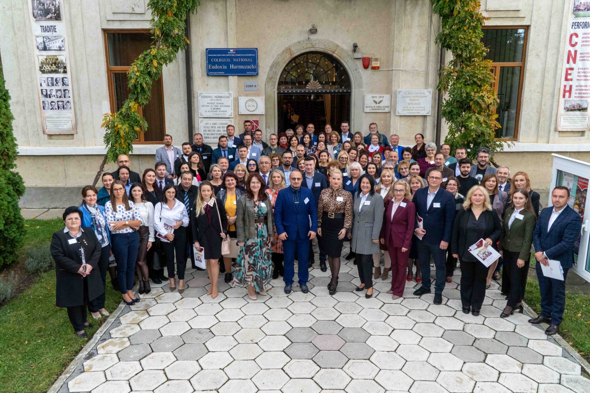 „Repere pentru Viață” (Ediția a III-a) la Colegiul Național ”Eudoxiu Hurmuzachi” Rădăuți „Repere pentru Viață” (Ediția a III-a) la Colegiul Național ”Eudoxiu Hurmuzachi” Rădăuți