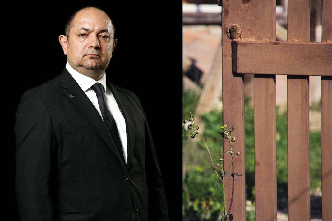 Dan Marcu critică administrația locală Rădăuți: Reparațiile unui gard atribuite unei firme asociate cu primarul Bogdan Loghin Dan Marcu critică administrația locală Rădăuți: Reparațiile unui gard atribuite unei firme asociate cu primarul Bogdan Loghin