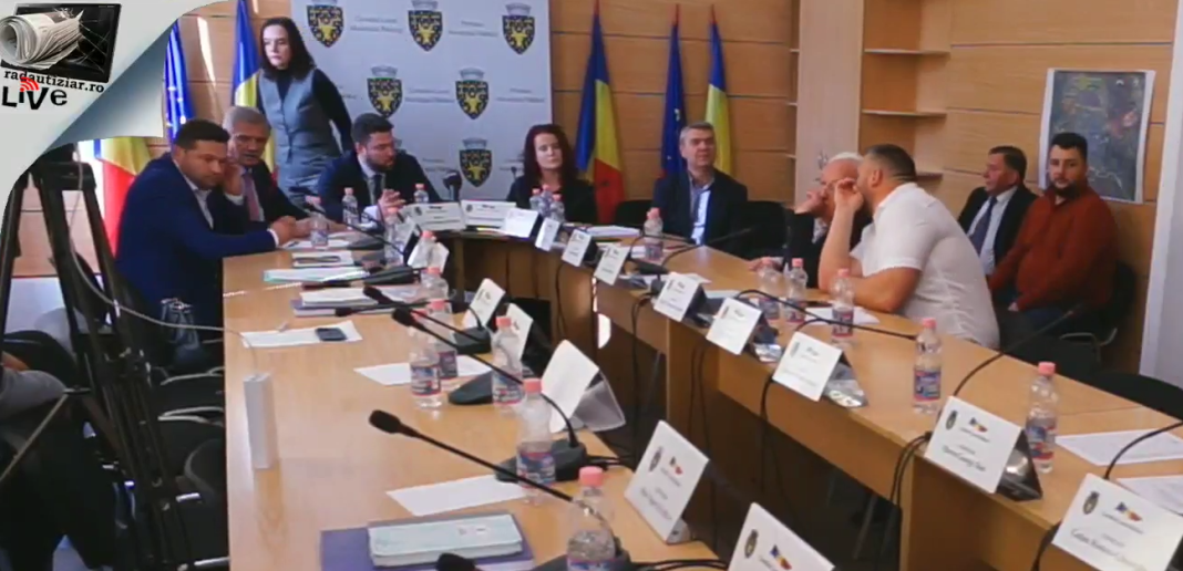 Scandal politic la Rădăuți: consilierii locali Nistor Tatar și Constantin Hrițcan riscă excluderea din PSD și AUR pentru „trădare” Scandal politic la Rădăuți: consilierii locali Nistor Tatar și Constantin Hrițcan riscă excluderea din PSD și AUR pentru „trădare”