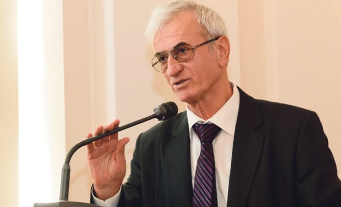 Jaful Retrocedărilor din Transilvania: Profesorul Ioan Sabău Pop Dezvăluie Adevăruri Tulburătoare Jaful Retrocedărilor din Transilvania: Profesorul Ioan Sabău Pop Dezvăluie Adevăruri Tulburătoare