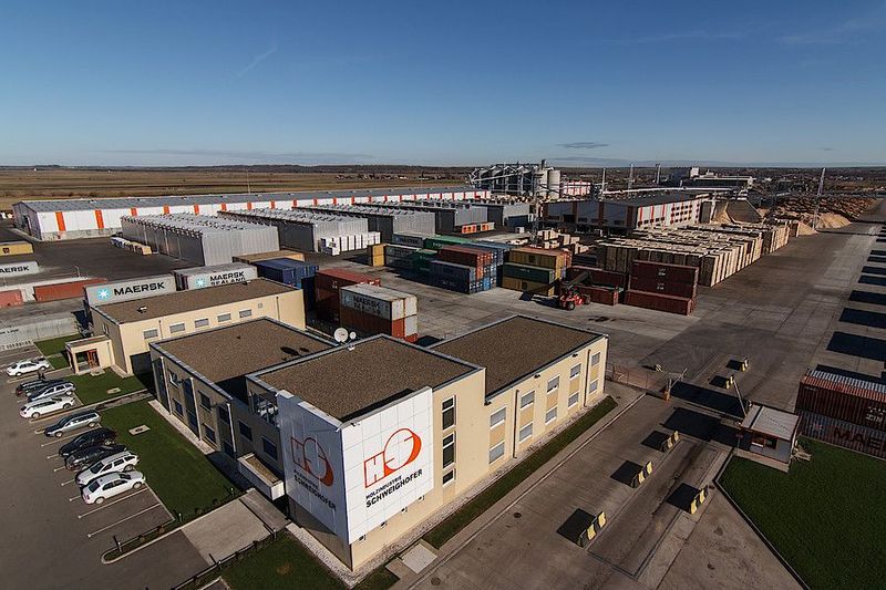 Dosar penal întocmit în urma unui accident de muncă la HS Timber Production SRL Rădăuți Dosar penal întocmit în urma unui accident de muncă la HS Timber Production SRL Rădăuți