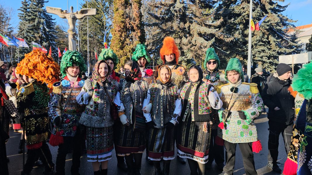 Festivalul Internațional al Obiceiurilor de Iarnă la Suceava Festivalul Internațional al Obiceiurilor de Iarnă la Suceava