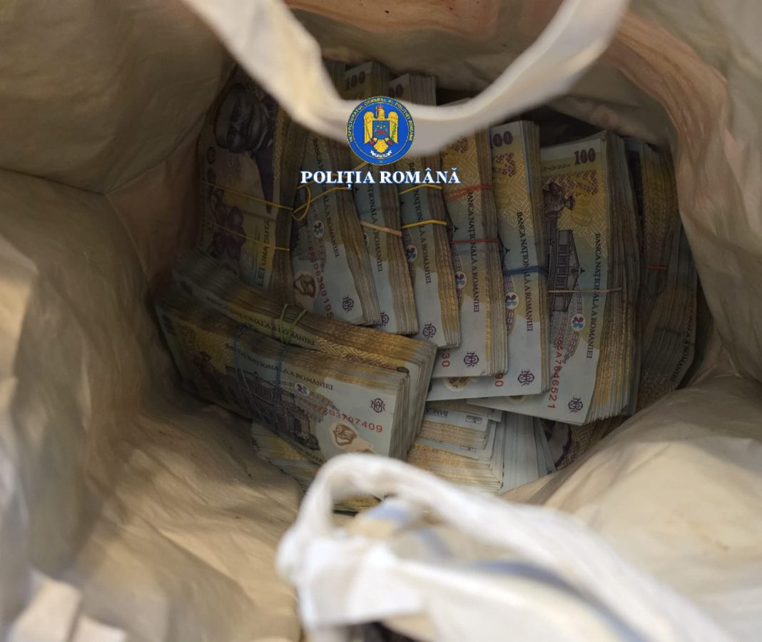 18 PERCHEZIȚII DESFĂȘURATE ÎN CAUZE PENALE PRIVIND INFRACȚIUNI ASOCIATE REGIMULUI SILVIC 18 PERCHEZIȚII DESFĂȘURATE ÎN CAUZE PENALE PRIVIND INFRACȚIUNI ASOCIATE REGIMULUI SILVIC